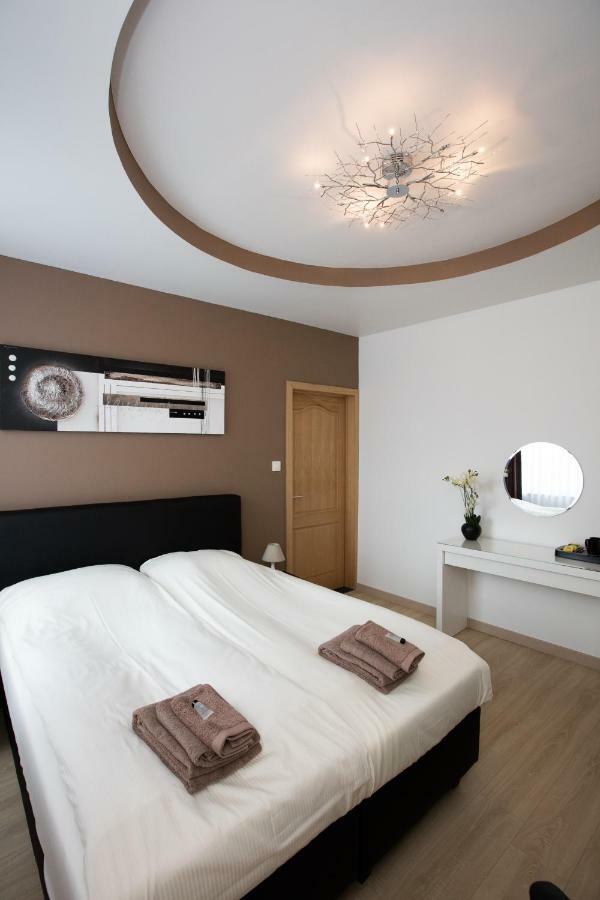 Bed and Breakfast Elysian Іпр Екстер'єр фото